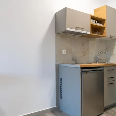 Olitenia 아파트호텔 네오스마르마라스