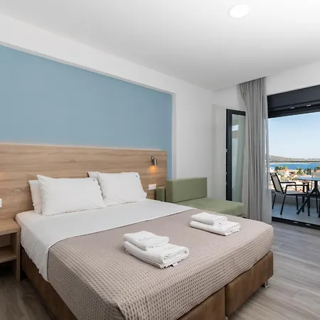 Apartahotel Olitenia *