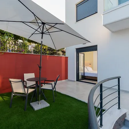 Olitenia شقة فندقية نيوس مارماراس