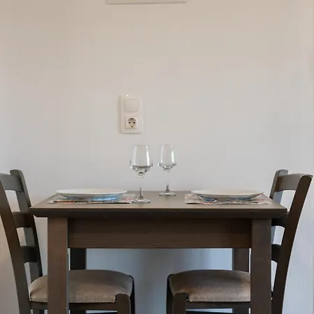 Olitenia * نيوس مارماراس