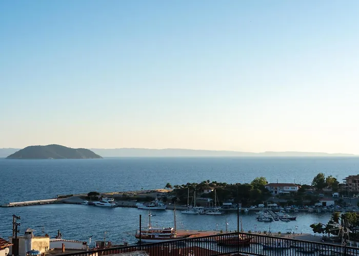 Olitenia Νέος Μαρμαράς